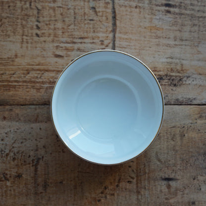 Sucrier "Winslet" en porcelaine anglaise fleurie et dorée Royal Standard