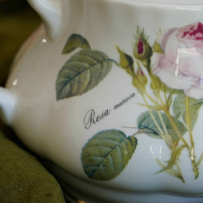 Théière "Avery" en porcelaine anglaise Roy Kirkham modèle "Redouté Roses"