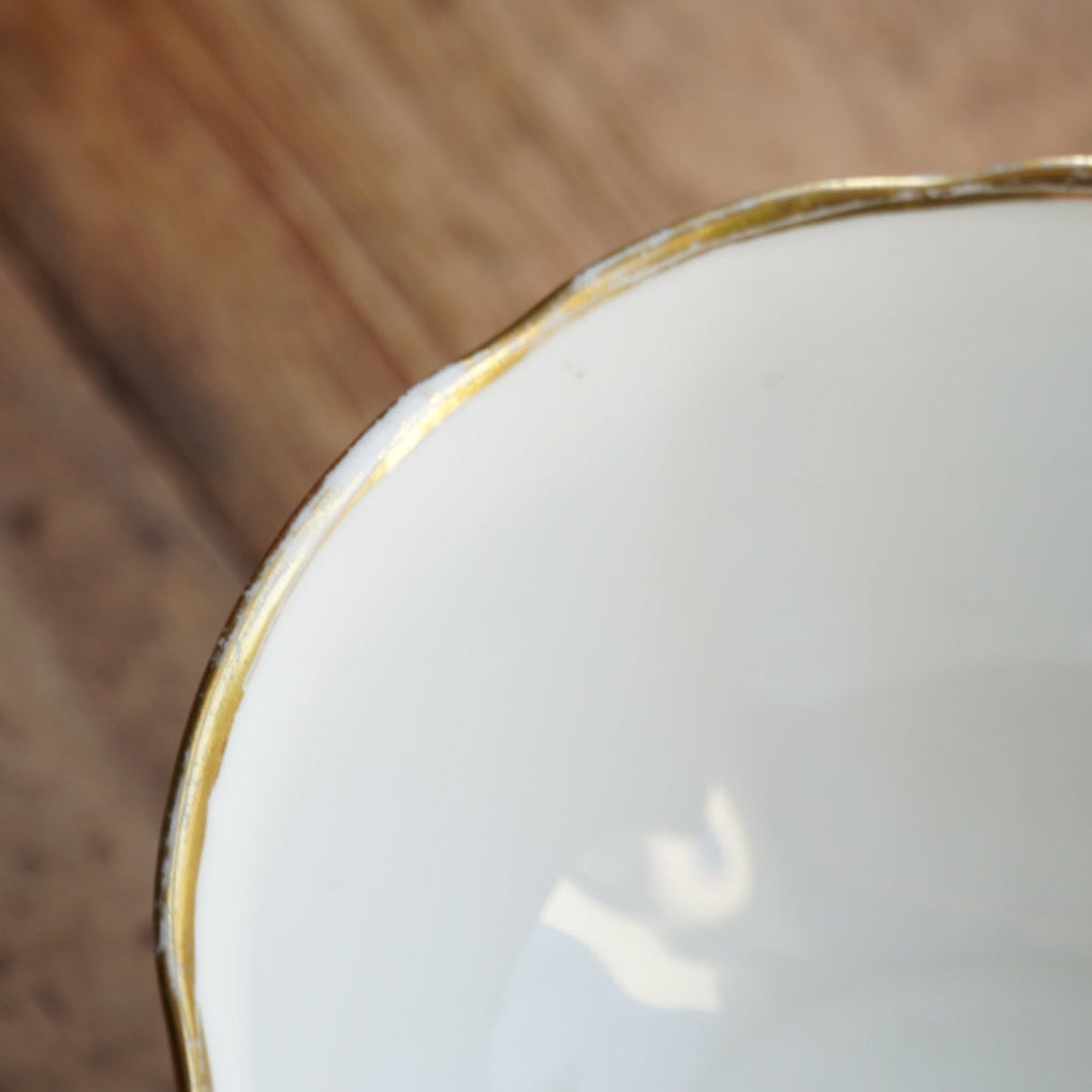 Bol "Daisy" en porcelaine anglaise blanche et dorée Standard modèle Daisy Shape