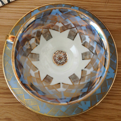Tasse "Klara" en porcelaine bavaria dorée sur pied