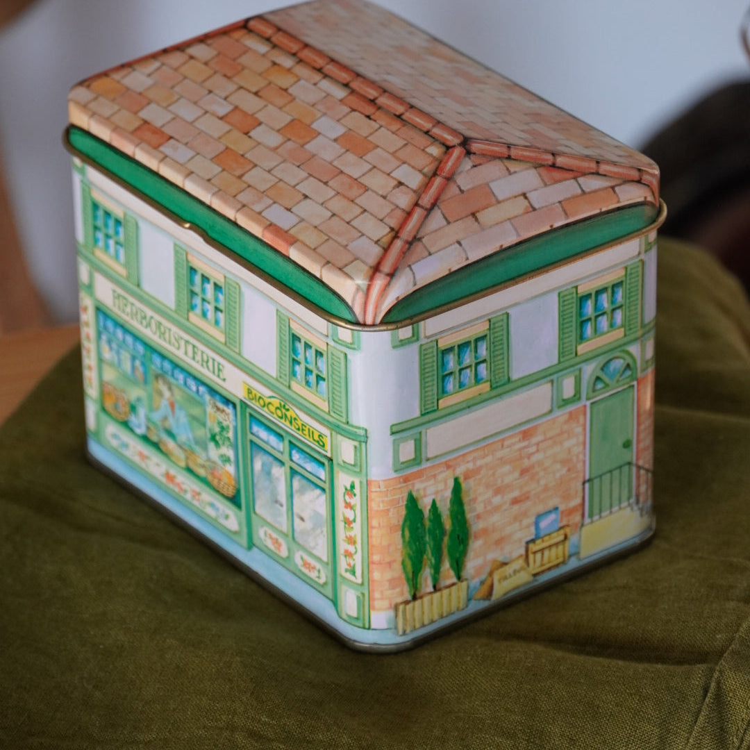 Boîte en métal "Herbe" en forme de magasin
