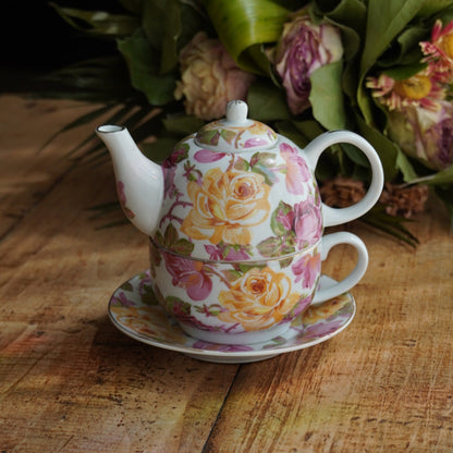 Petite théière solitaire "Jodelle" en porcelaine fleurie et dorée