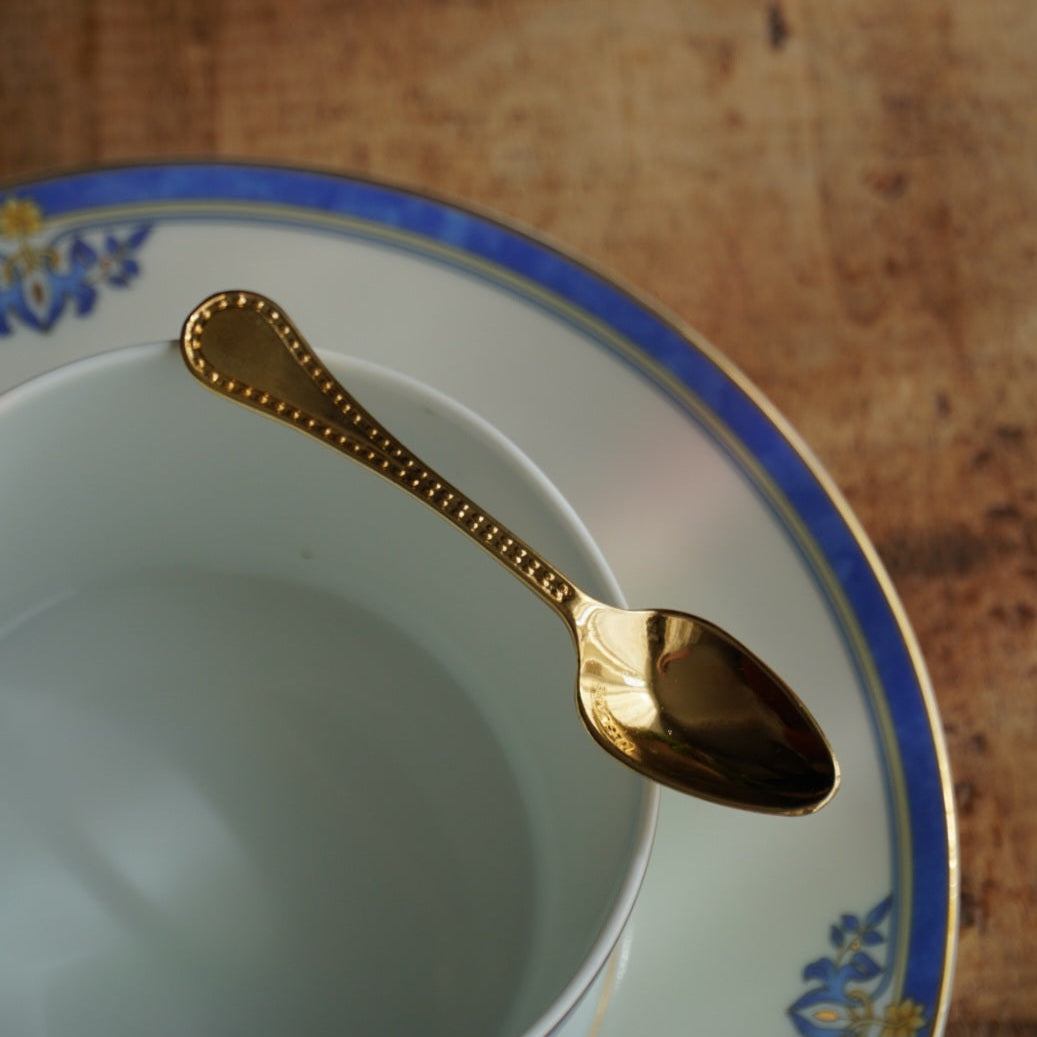 Petite cuillère "Calicia" à café en métal doré Nescafé