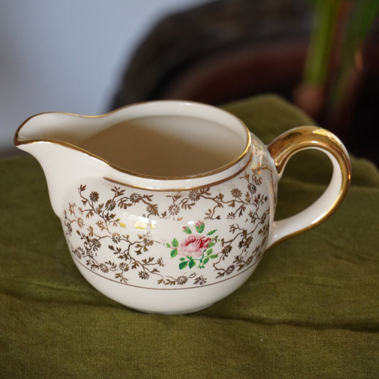 Pot à lait "Erich" en céramique allemande doré et fleuri Villeroy & Boch