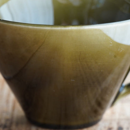 Ensemble de 4 tasses "Théodorée" en grés vert foncé