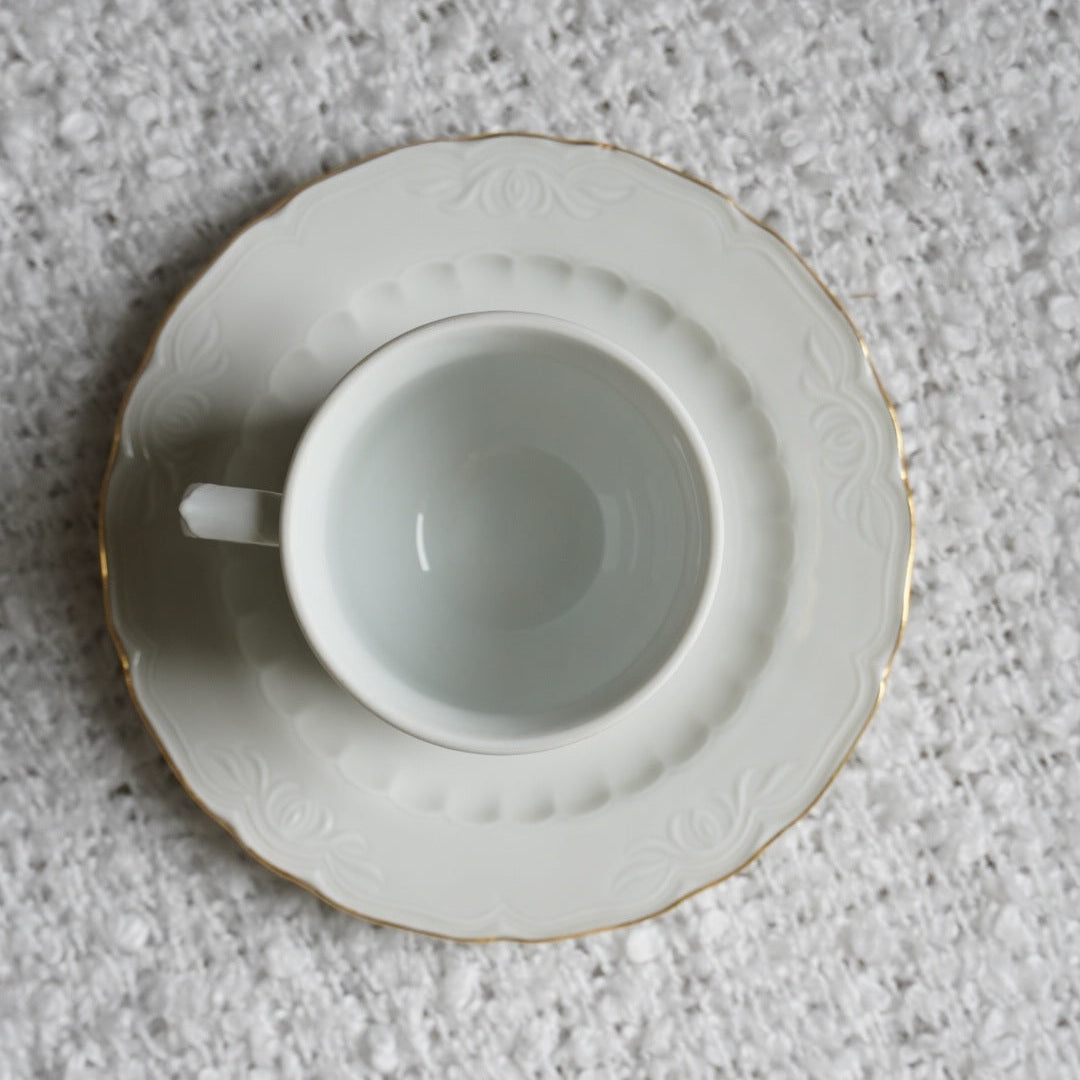 Ensemble de petites tasses "Raquel" en porcelaine espagnole Santa Clara blanches et dorées (lot de 6 ou de 12)