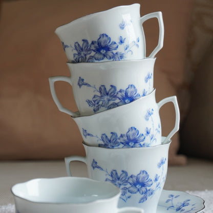 Ensemble de tasses "Shan" en porcelaine chinoise fleuries et bleutées (lot de 5)