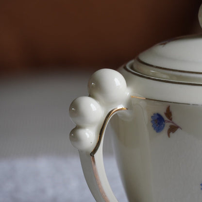 Sucrier "Gladys" en porcelaine française fleuri et doré