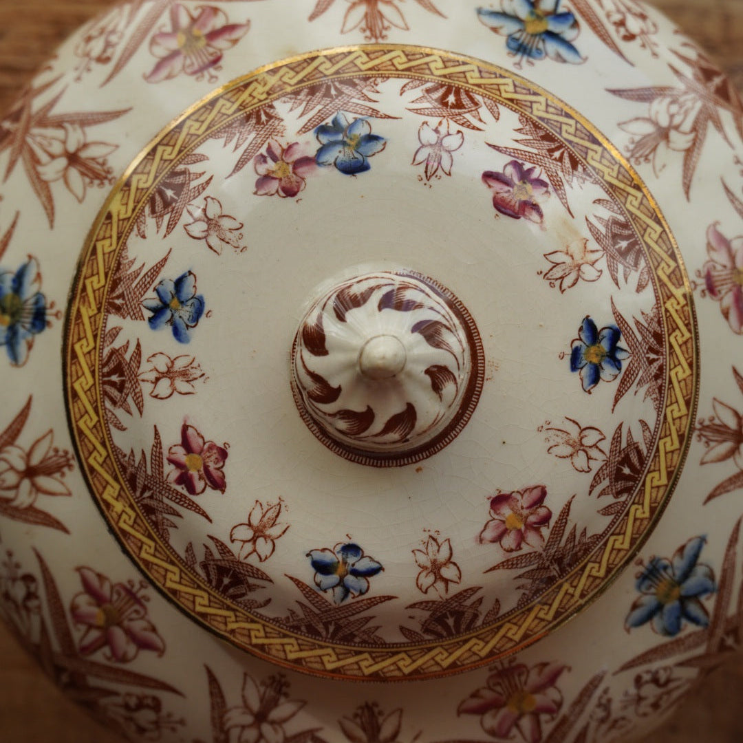 Théière "Gloriance" en terre de fer crème aux motifs géométriques et fleuris U&C modèle Derby (RARE)