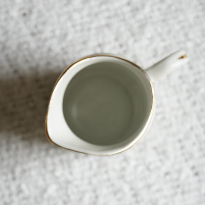 Pot à lait "Clotaire" en porcelaine de Limoges couronne bleuté, fleuri et doré