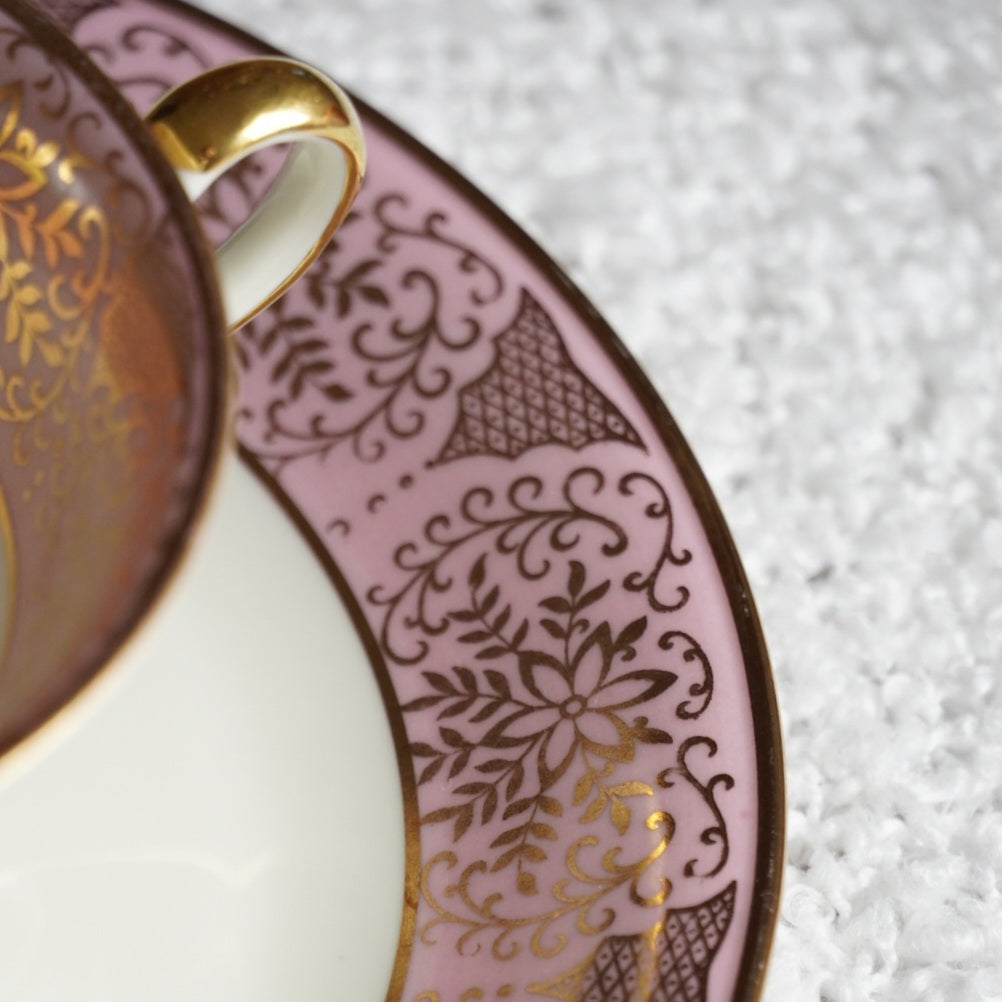 Tasse "Madlen" et sa sous-tasse/assiette à gâteau rose et dorée en porcelaine allemande bavaria