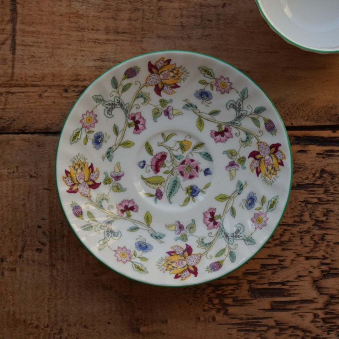 Tasse "Joyce" en porcelaine anglaise fleurie Minton modèle Haddon Hall