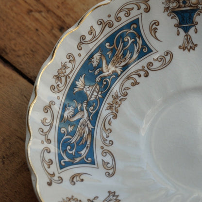 Tête-à-tête de tasses "Blue" en faïence anglaise torsadée avec couronne bleutée Myott modèle Rialto Blue
