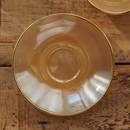 Tasse "Rainbow" Arlequin en verre opalin orange pastel et doré Arcopal
