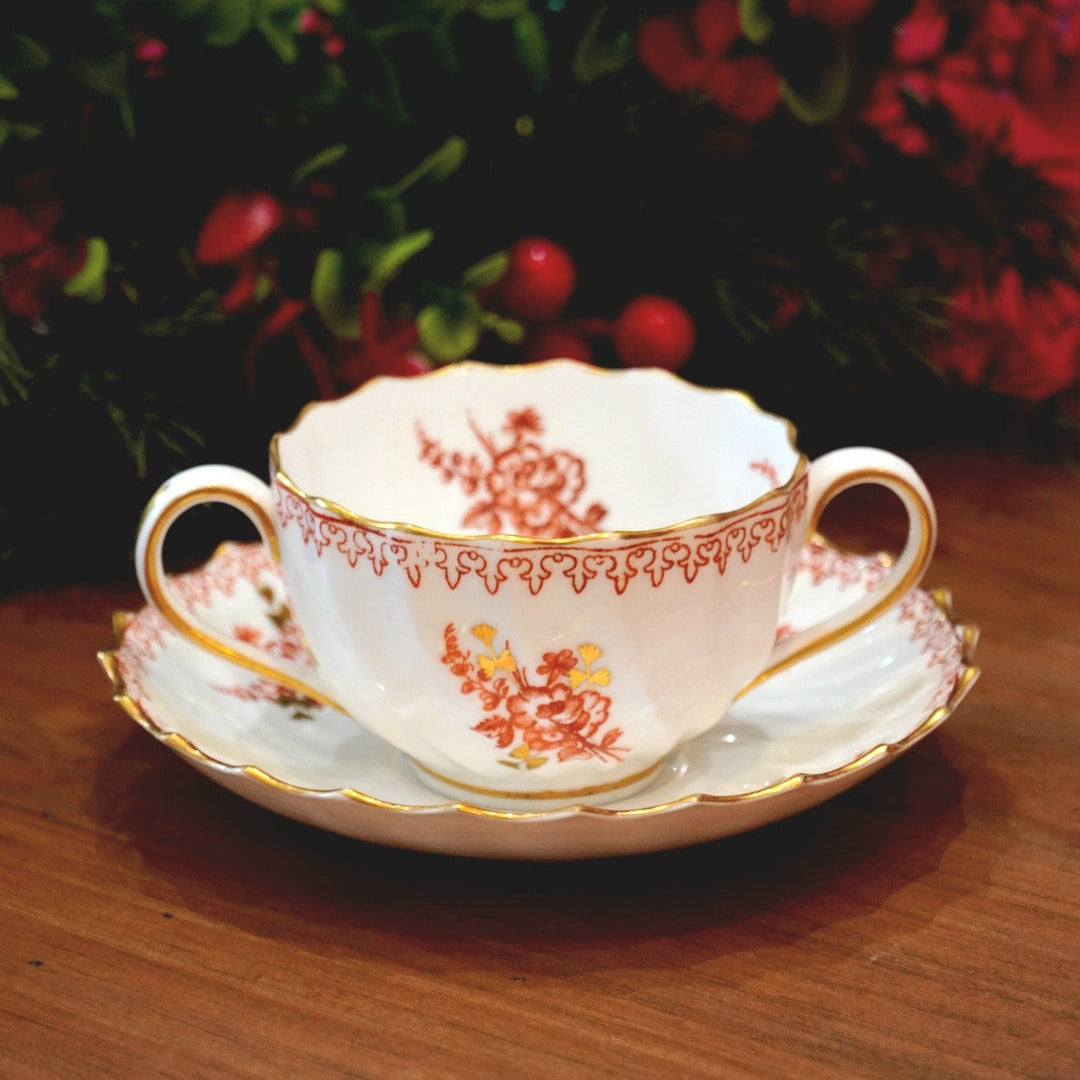 Case n°9 | Tasse à deux anses en porcelaine Burley & Co de Chicago Illinois (rare) & gâteau aux épices à l'orange confite Maison Toussaint