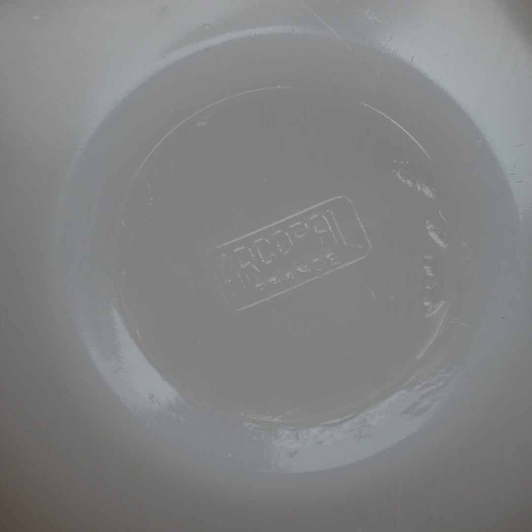 Tasse "Rainbow" Arlequin en verre opalin blanc pastel et doré Arcopal