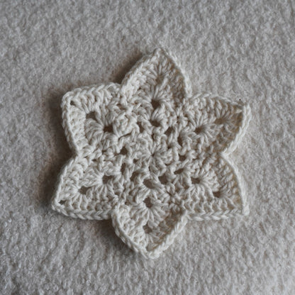Sous-tasse en crochet étoile de Noël | blanc
