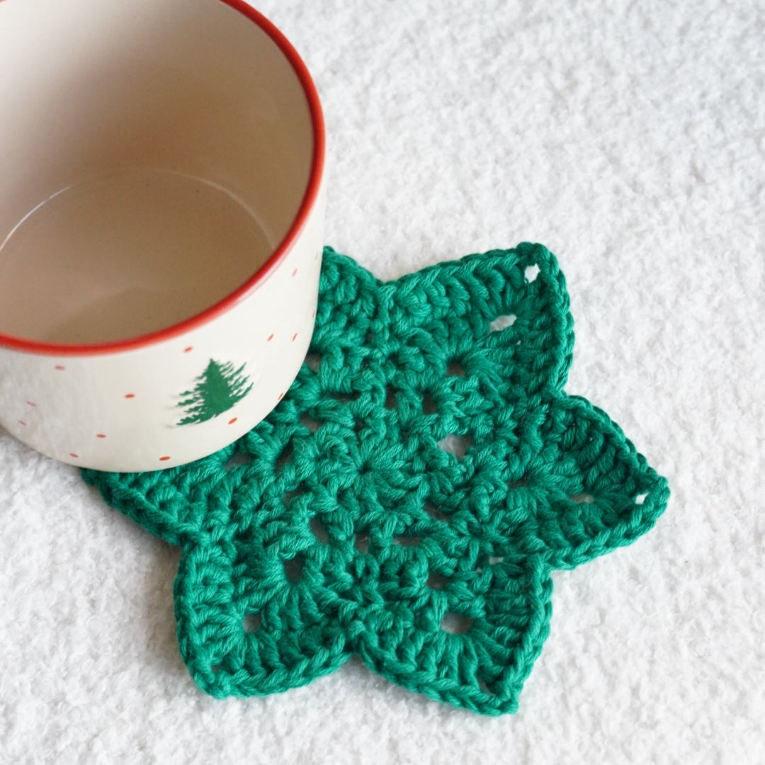 Sous-tasse en crochet étoile de Noël | vert sapin