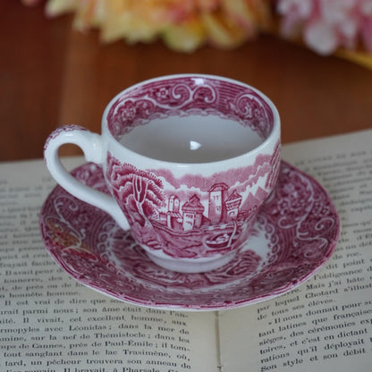 Petite tasse "Velvet" en céramique anglaise rouge Ironstone modèle "River Scene Canterbury"