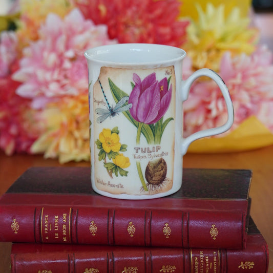 Mug "Lucy" en porcelaine anglaise fleurie Roy Kirkham modèle Flora Botanica