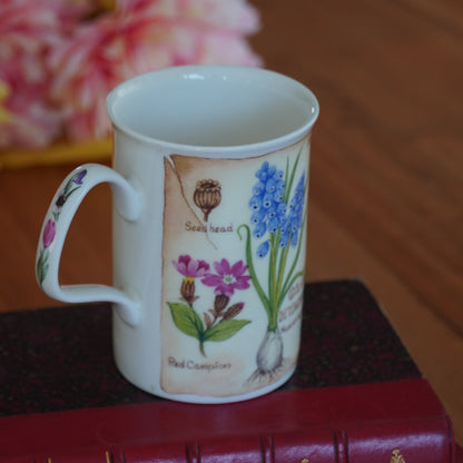Mug "Lucy" en porcelaine anglaise fleurie Roy Kirkham modèle Flora Botanica