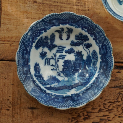 Service à thé "Robin" en porcelaine anglaise aux motifs bleutés et dorées