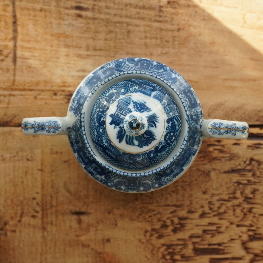 Service à thé "Robin" en porcelaine anglaise aux motifs bleutés et dorées
