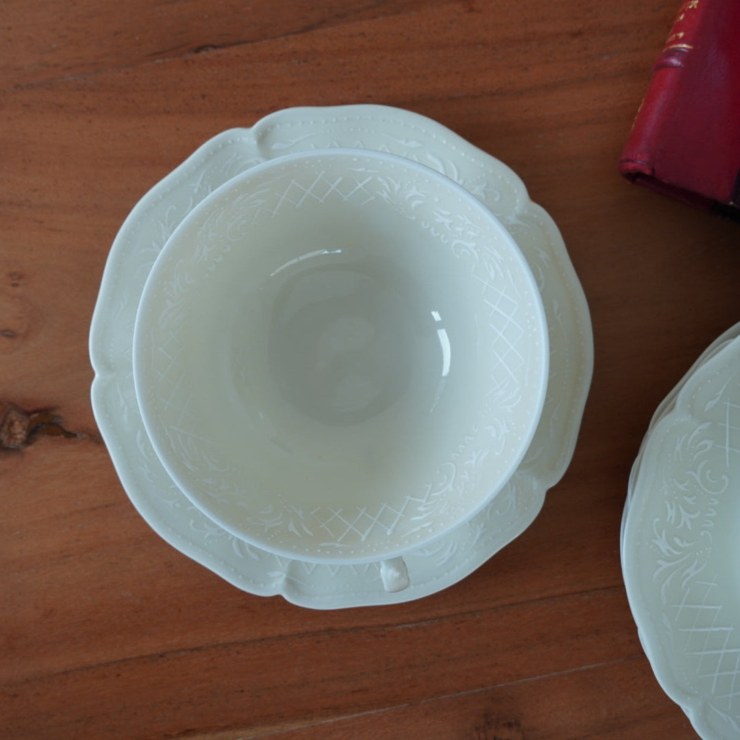 Service à thé ou à café "Josephine" en porcelaine avec motifs blanc de la fabrique Royale de Limoges