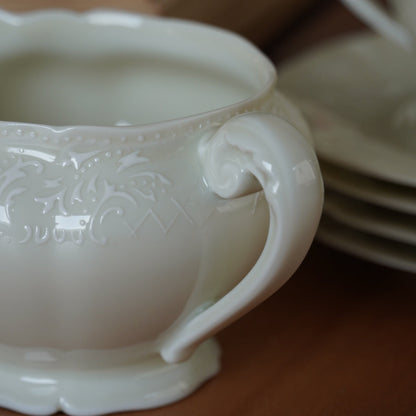 Service à thé ou à café "Josephine" en porcelaine avec motifs blanc de la fabrique Royale de Limoges