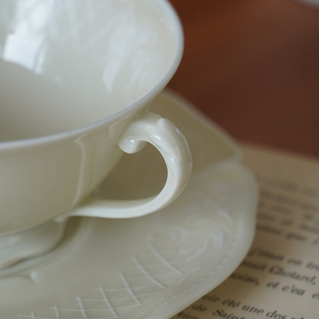 Service à thé ou à café "Josephine" en porcelaine avec motifs blanc de la fabrique Royale de Limoges