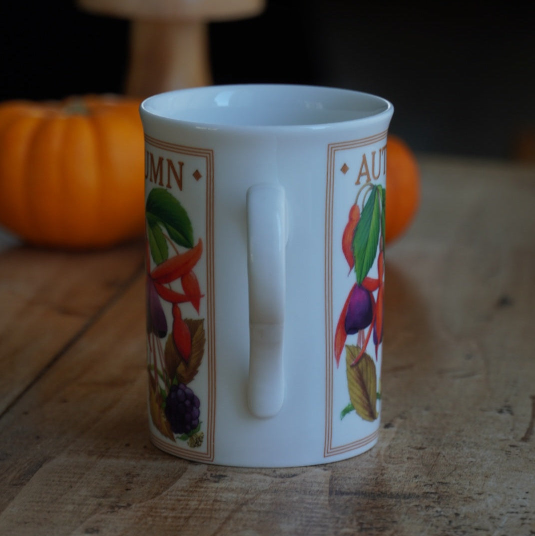Mug "Fall" d'automne en porcelaine anglaise fleuri John Sinclair Sheffield & Bakewell