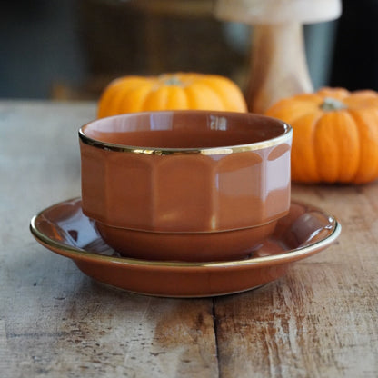 Grande tasse "Comélie" bistrot en céramique marron clair et dorée Prima Cup Collection