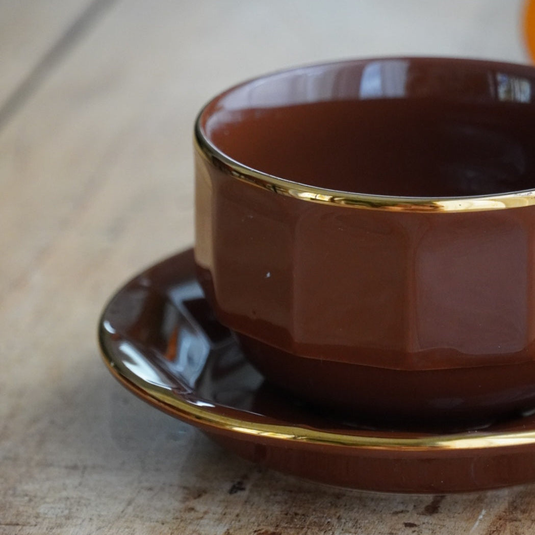 Grande tasse "Comélie" bistrot en céramique marron et dorée Prima Cup Collection