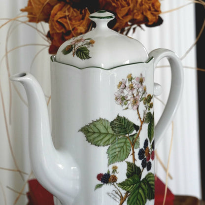 Théière ou cafetière "Petra" en porcelaine allemande avec son réchaud Seltmann Weiden Bavaria modèle Baies Sauvages