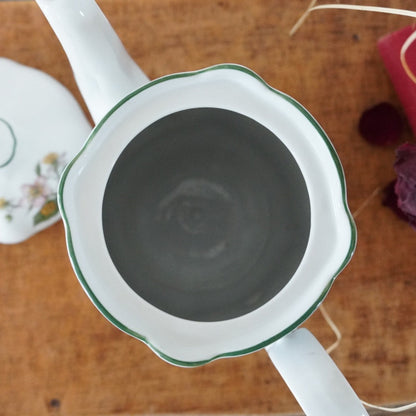 Théière ou cafetière "Petra" en porcelaine allemande avec son réchaud Seltmann Weiden Bavaria modèle Baies Sauvages