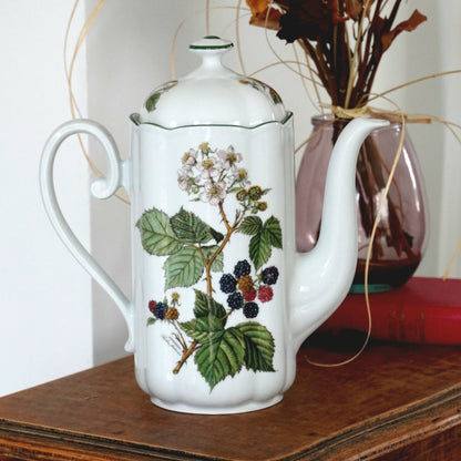 Théière ou cafetière "Petra" en porcelaine allemande avec son réchaud Seltmann Weiden Bavaria modèle Baies Sauvages