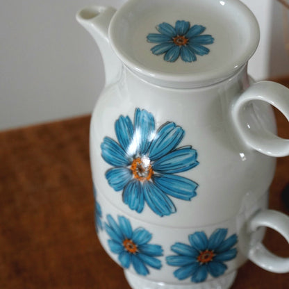 Théière solitaire "Frieda" en porcelaine allemande rétro avec fleurs bleues Bareuther Waldsassen Bavaria