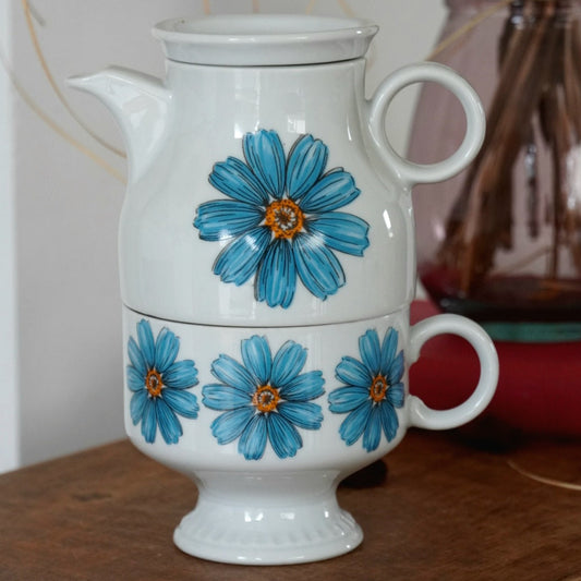 Théière solitaire "Frieda" en porcelaine allemande rétro avec fleurs bleues Bareuther Waldsassen Bavaria