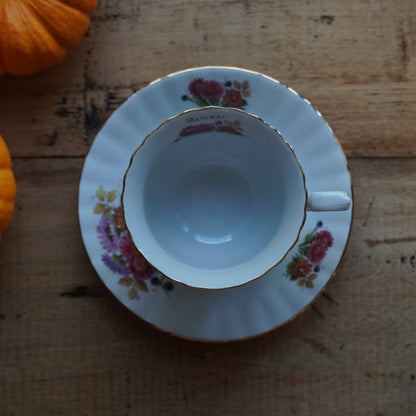 Petite tasse "Hermette" d'automne en porcelaine française fleurie et dorée