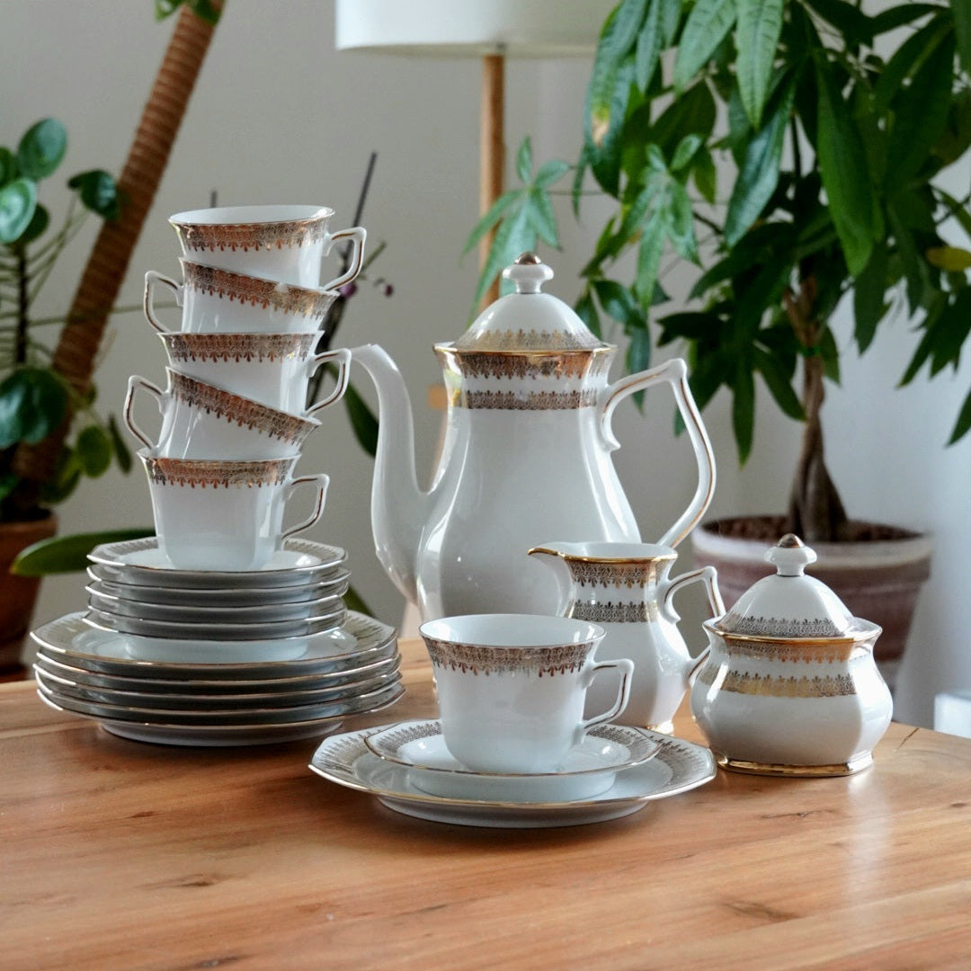 Service à thé ou à café "Lina" en porcelaine dorée allemande Winterling Marktleuthen Bavaria
