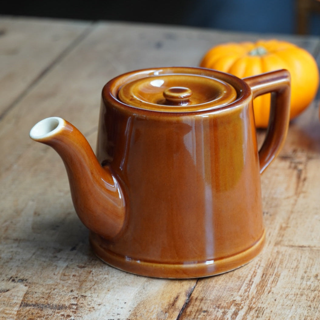 Petite théière "Sergine" en céramique française marron caramel style bistrot