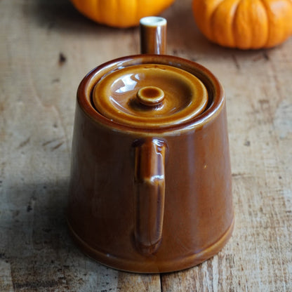 Petite théière "Sergine" en céramique française marron caramel style bistrot