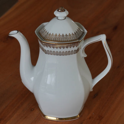 Service à thé ou à café "Lina" en porcelaine dorée allemande Winterling Marktleuthen Bavaria