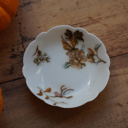 Repose-sachet "Pétrus" en porcelaine fine de Limoges fleuri aux couleurs automnales Haviland (2 modèles)