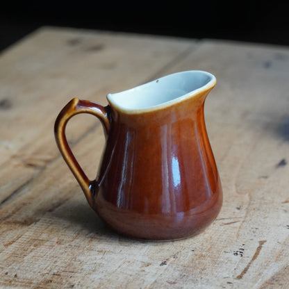 Pot à lait "Solphin" en céramique marron caramel style bistrot