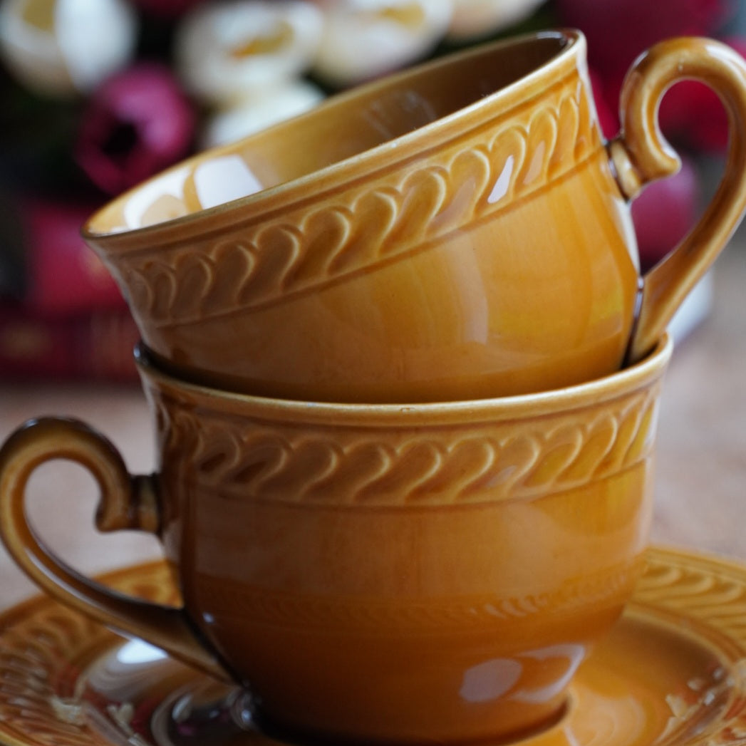 Tête-à-tête de tasses "Maxelline" en faïence de Gien marron caramel