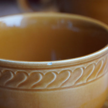Tête-à-tête de tasses "Maxelline" en faïence de Gien marron caramel