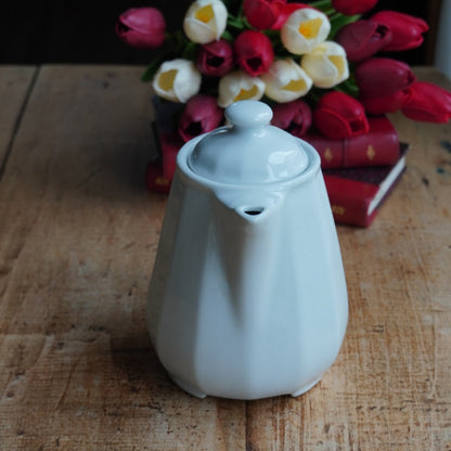 Théière / cafetière "Florine" bistrot en céramique blanche Apilco Yves Deshoulières modèle Flora