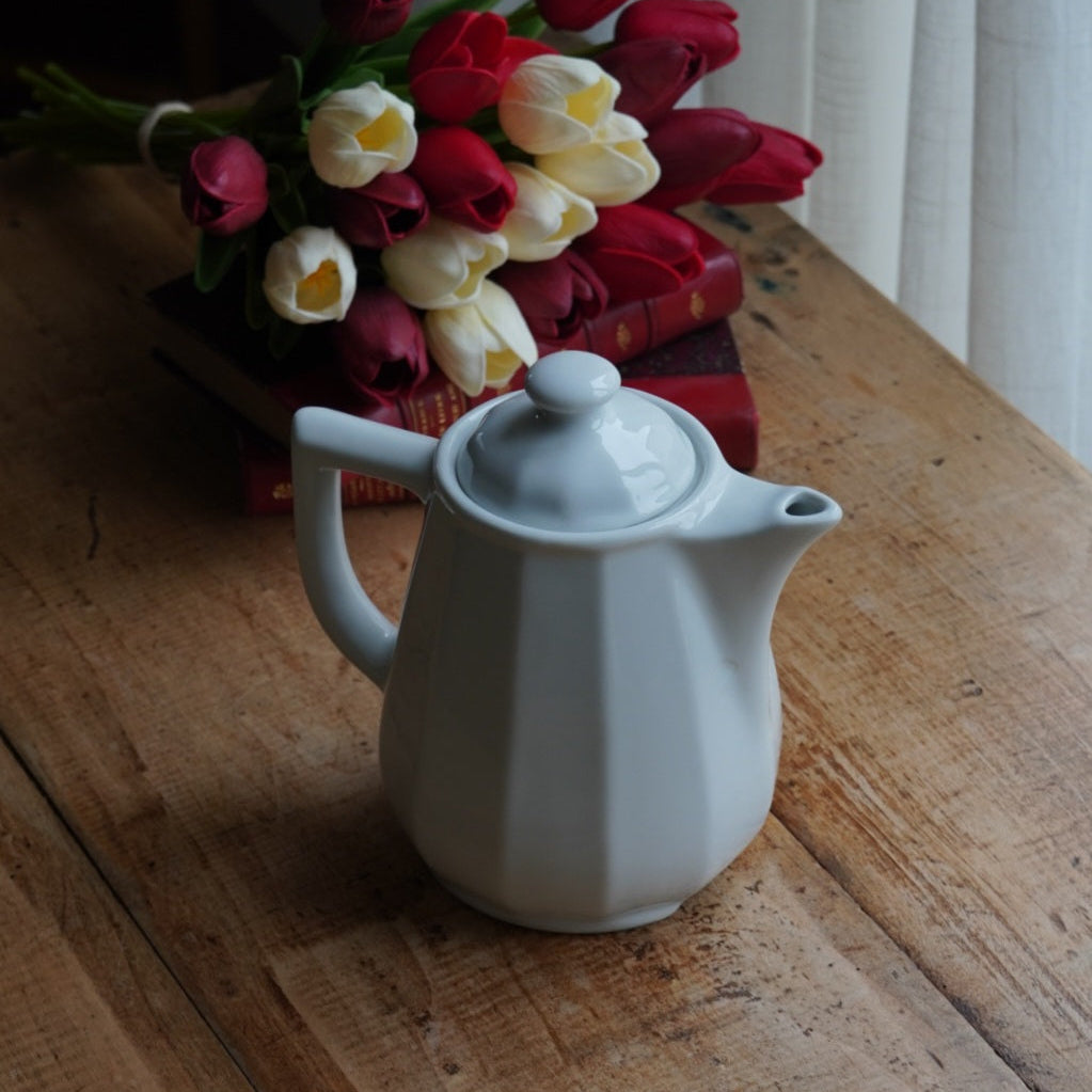 Théière / cafetière "Florine" bistrot en céramique blanche Apilco Yves Deshoulières modèle Flora