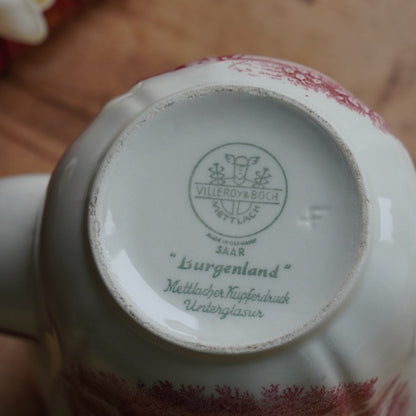 Petite théière "Aloisia" en faïence fine allemande Villeroy & Boch au décor de paysages rougeâtres modèle Burgenland